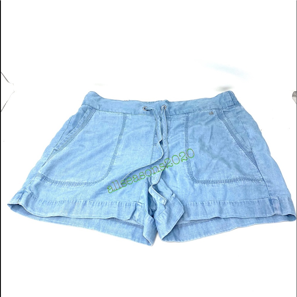 Calvin Klein CHAMBRAY DRAWSTRING UTILITY 4" SHORTS - Picture 2 of 10